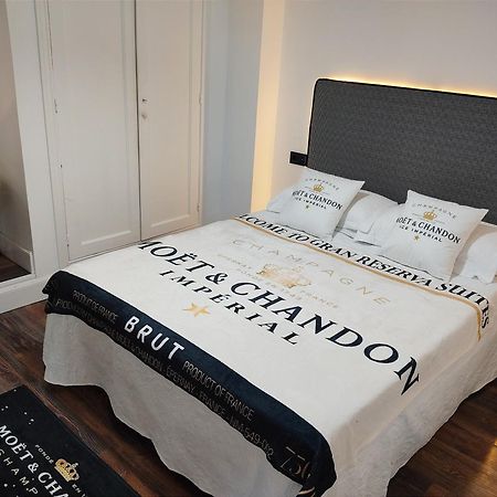 Gran Reserva Suites Centro Alojamiento Entero لوغرونيو المظهر الخارجي الصورة