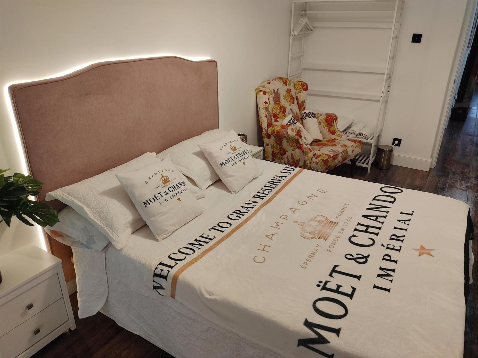 Gran Reserva Suites Centro Alojamiento Entero لوغرونيو المظهر الخارجي الصورة